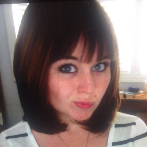 Meet your Posher, Amanda - Picture 1 of 1